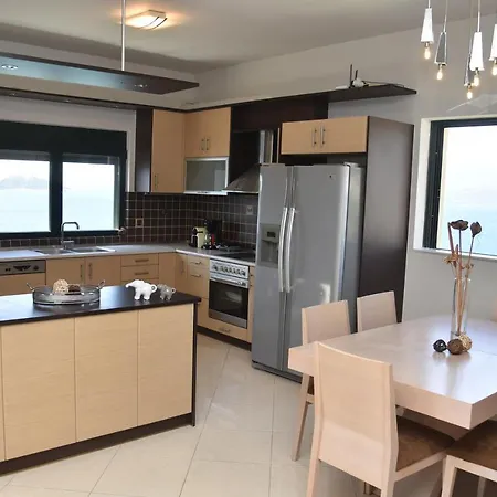 Marmari Megali Ammos Maisonette بيت للعطل *